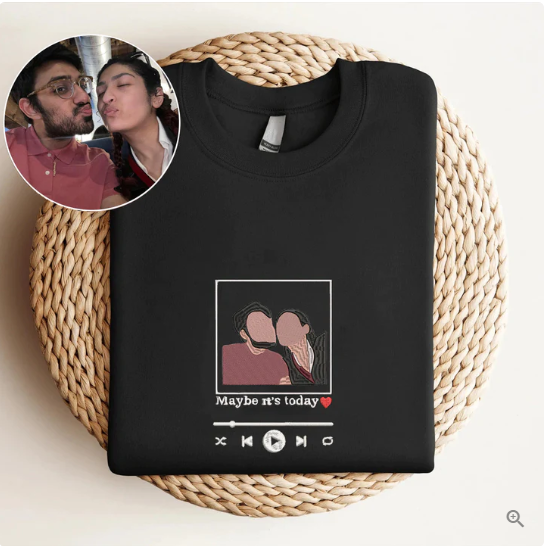 Customized Long Sleeved Short Sleeved Round Neck T-shirt Sweater Customized Long Sleeved Short Sleeved Round Neck T-shirt Sweater